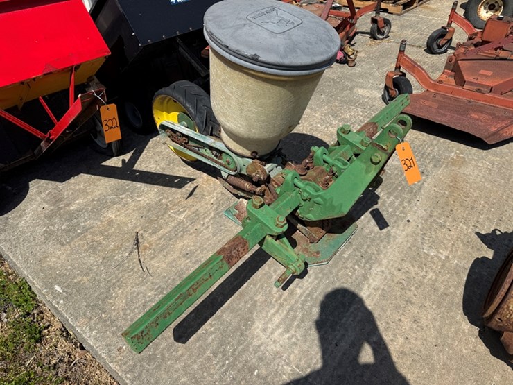 john-deere-71-image-2