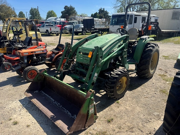 john-deere-4320-image-1