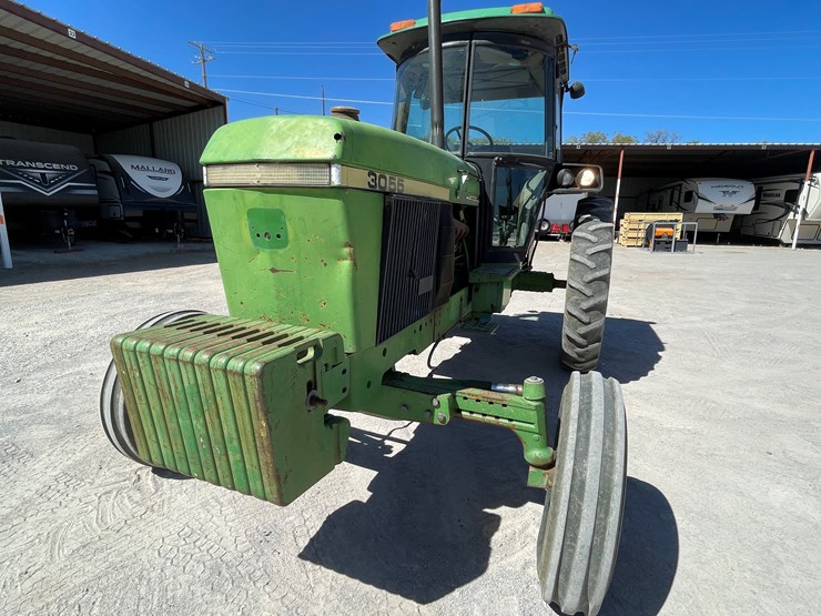 john-deere-3055-image-46