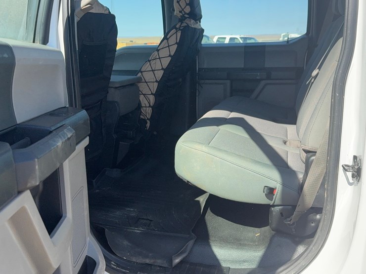 2019-ford-f550-image-17