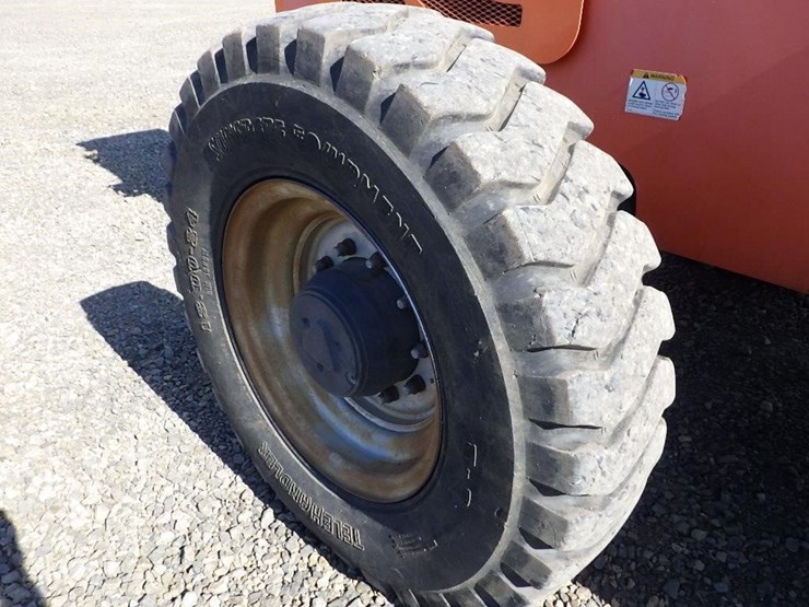 2014-jlg-6042-telescopic-reach-lift-image-29