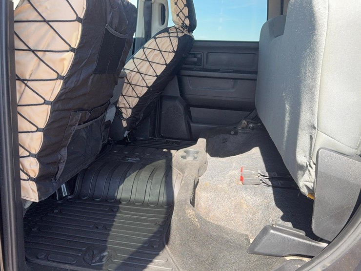 2015-dodge-2500-image-7