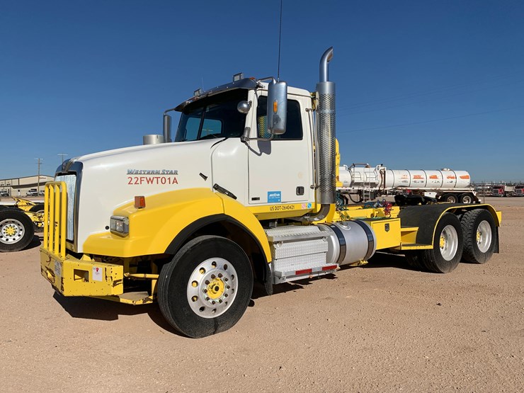 2012-western-star-4900-image-2