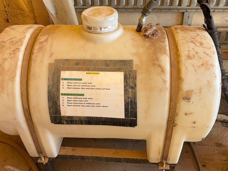 2012-international-box-truck-image-19