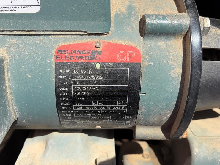 2013-wacker-neuson-e2200-image-13