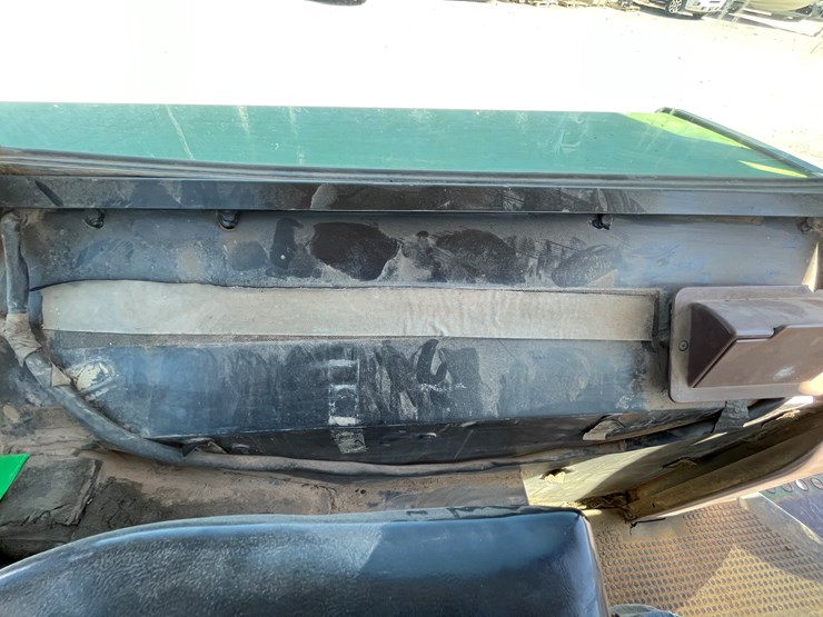 john-deere-3055-image-31