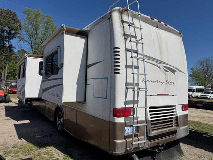 2002-freightliner-newmar-country-star-rv-5.9l-cummins-isb---auto-trans---xc-chassis-51,087-miles-image-5