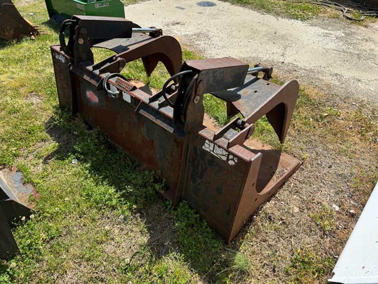 hyraulic-grapple-skid-steer-mount-image-2