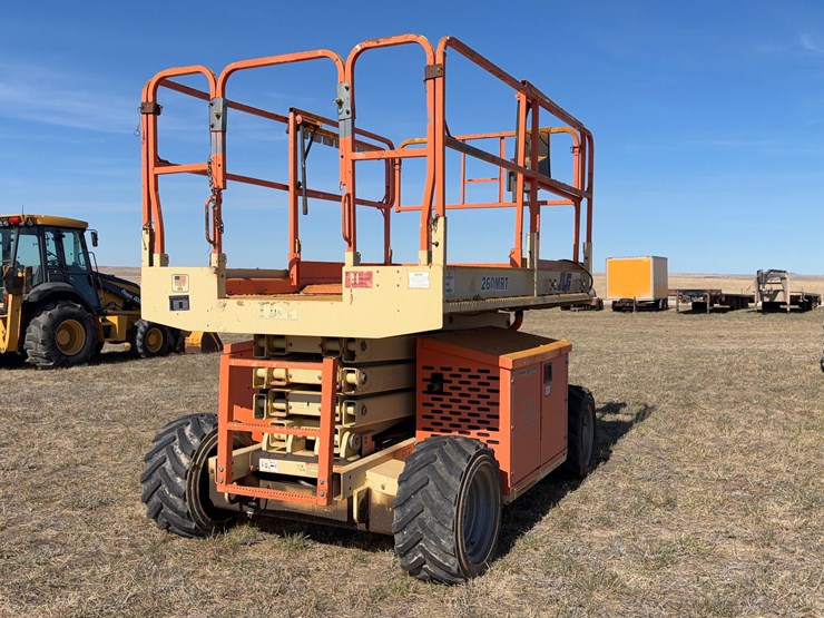 2007-jlg-260mrt-image-2