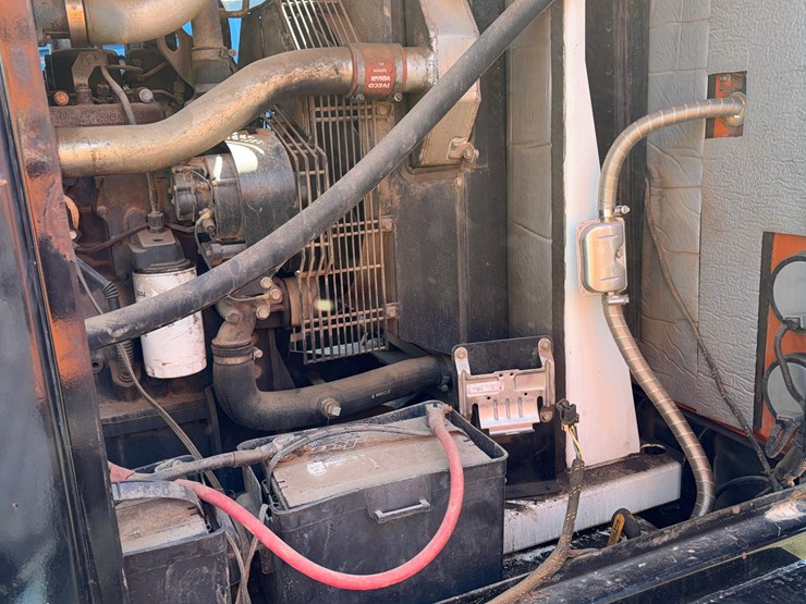 2011-tundra-rt750-frac-heater-image-11