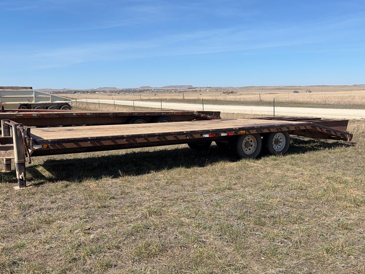 2010-pj-flatbed-trailer-image-3