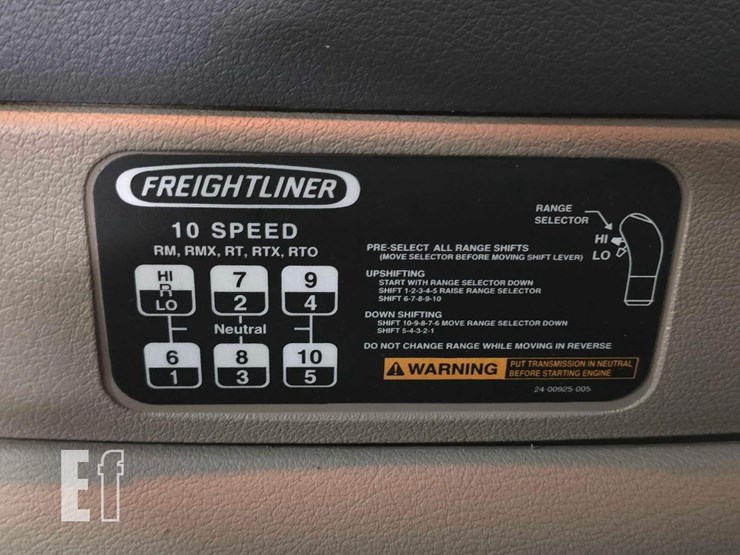 2014-freightliner-cascadia-125-image-16