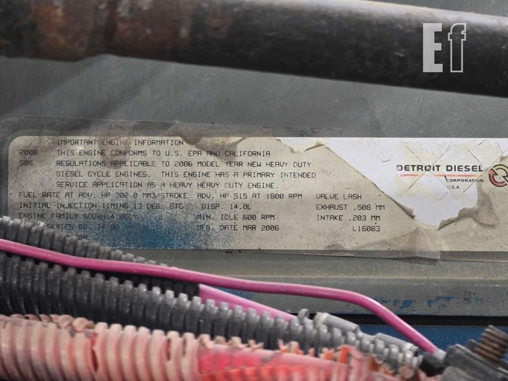 2009-freightliner-columbia-120-image-26