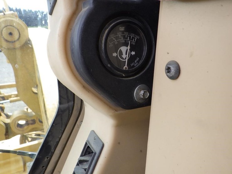 caterpillar-140h-image-74