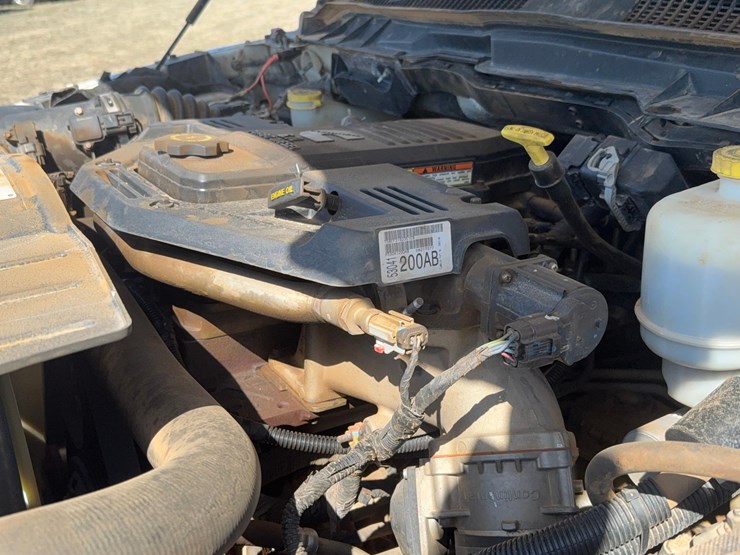 2013-ram-4500-hd-image-18