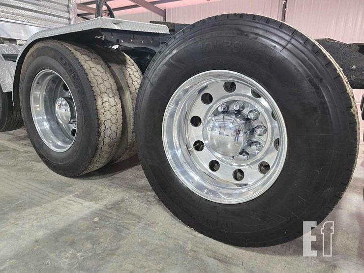 2004-international-paystar-5900-image-24