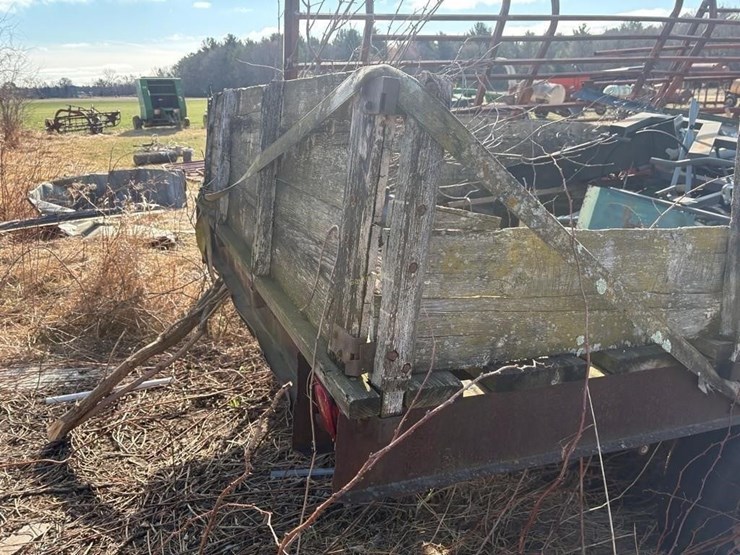 trailer-&-scrap-items-image-9