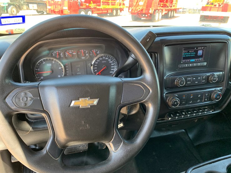 2022-chevrolet-silverado-6500hd-image-12