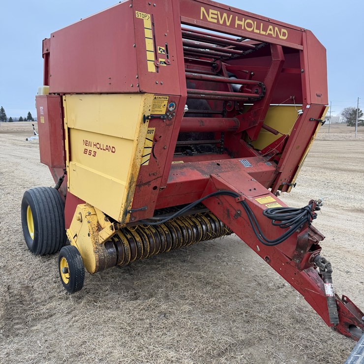 NEW HOLLAND 853