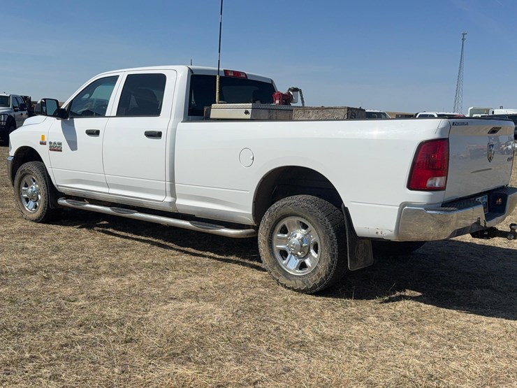 2015-ram-2500-hd-image-5