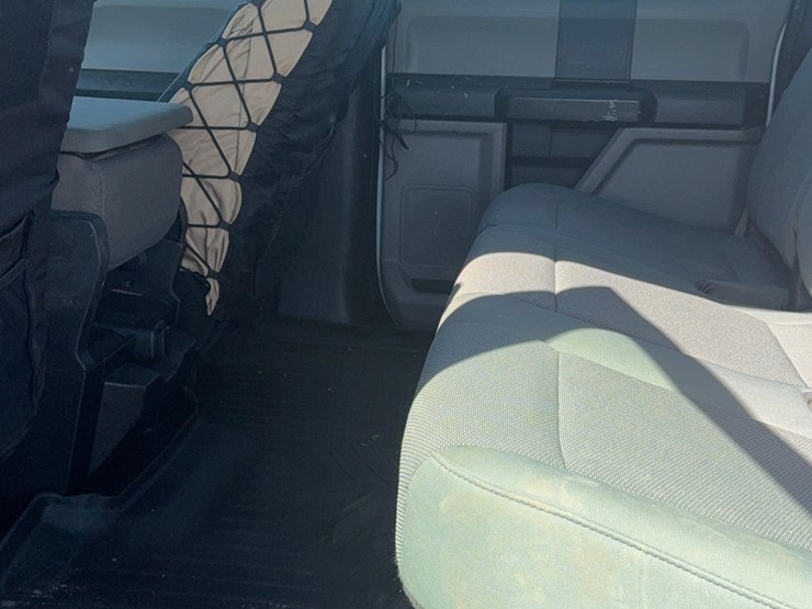2019-ford-f550-image-18