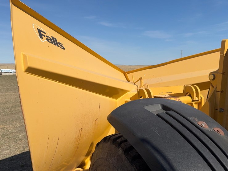 2018-deere-772g-image-16