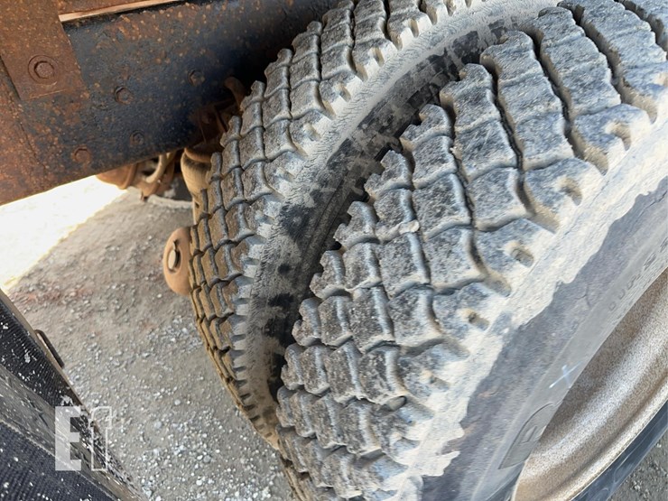 2003-kenworth-t800-image-12