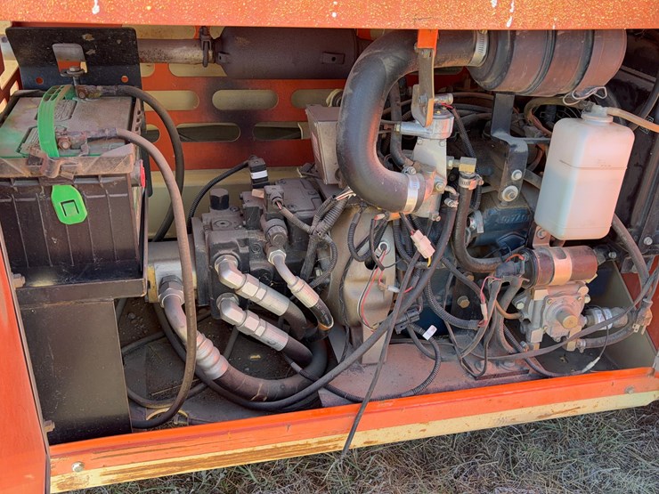 2007-jlg-260mrt-image-12