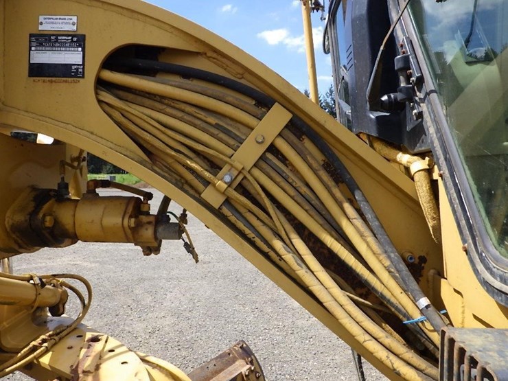 caterpillar-140h-image-22