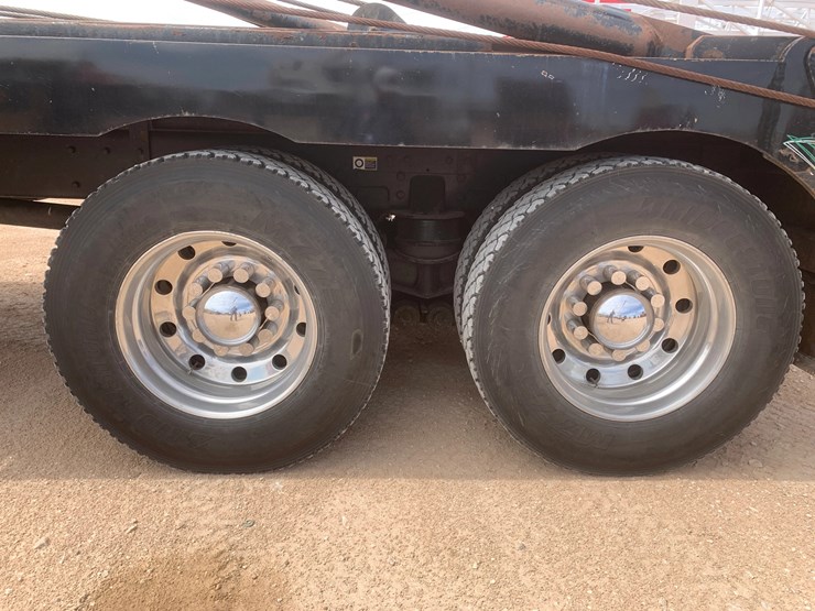 2013-kenworth-t800-image-8