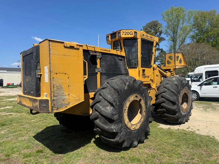 2020-tigercat-720-image-8