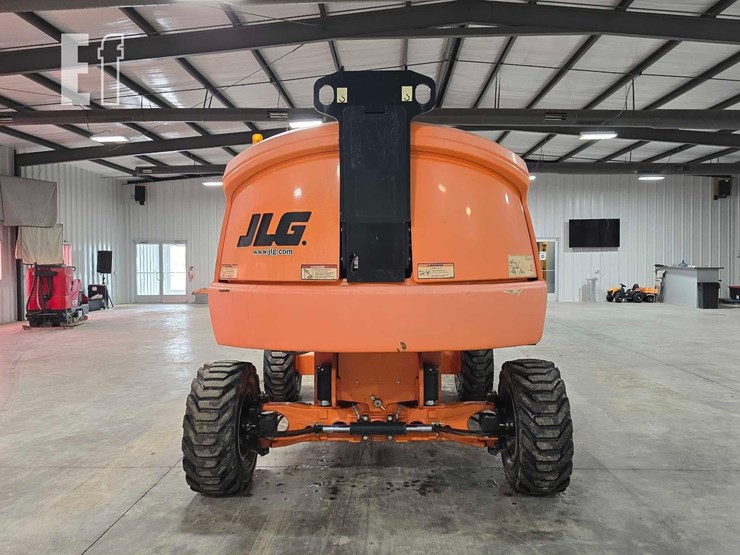 2019-jlg-460sj-image-8