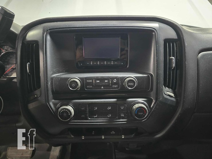 2015-chevrolet-silverado-1500-image-14