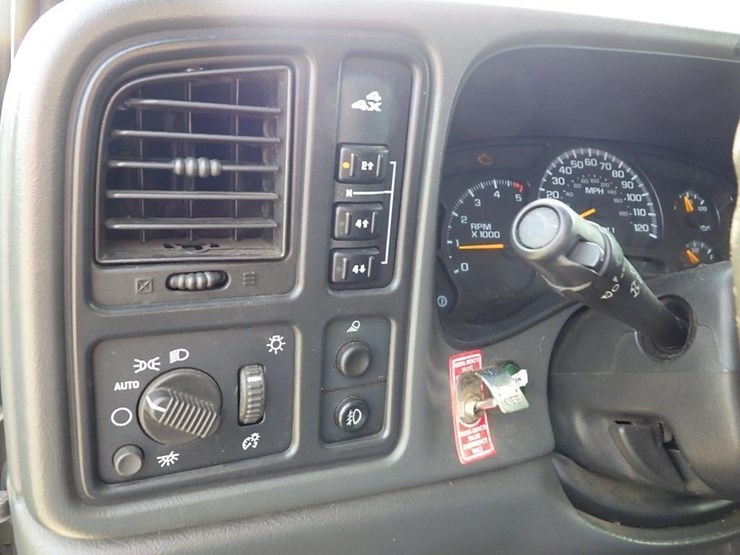 2007-gmc-sierra-2500hd-image-34