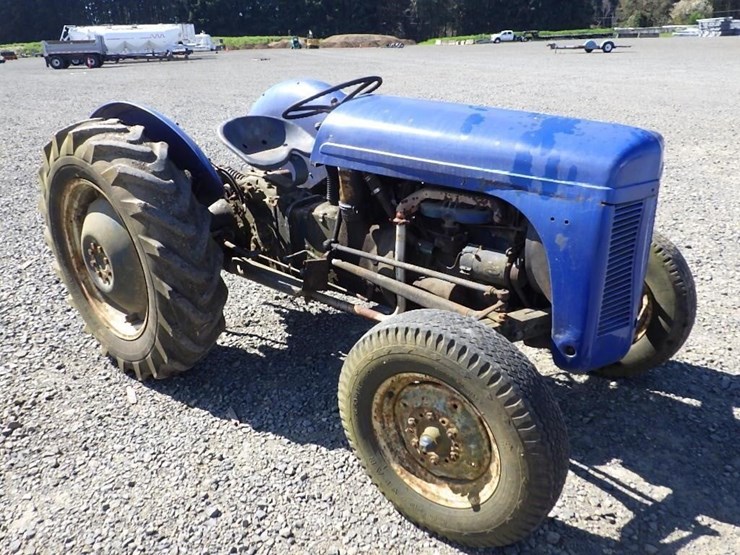 harry-ferguson-tractor-image-3