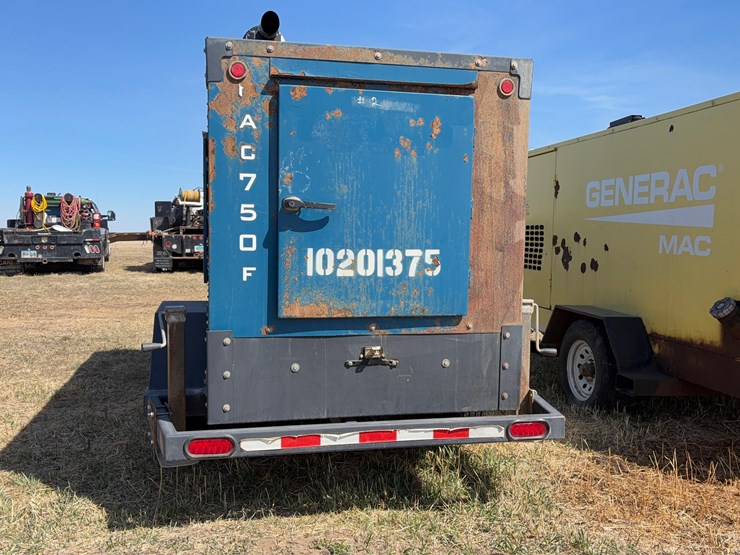 2013-mac-750f-image-5