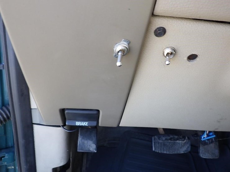 2005-ford-f150-image-30