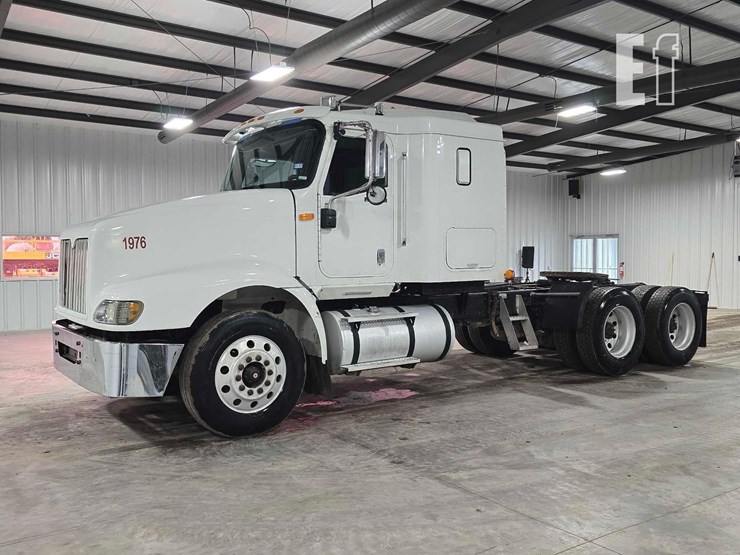 2013-international-paystar-5900-image-1