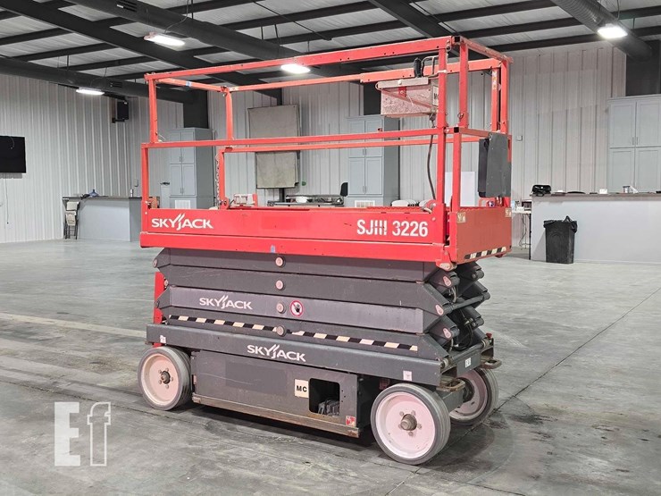 2017-skyjack-sjiii3226-image-2