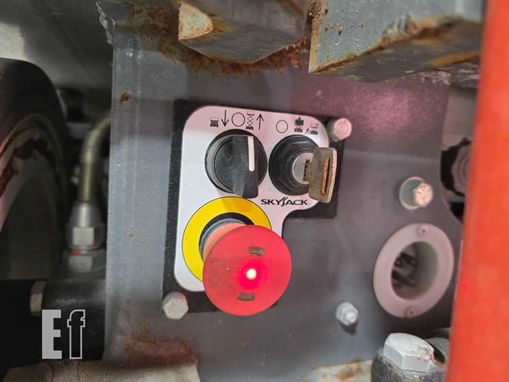 2018-skyjack-sjiii3226-image-12