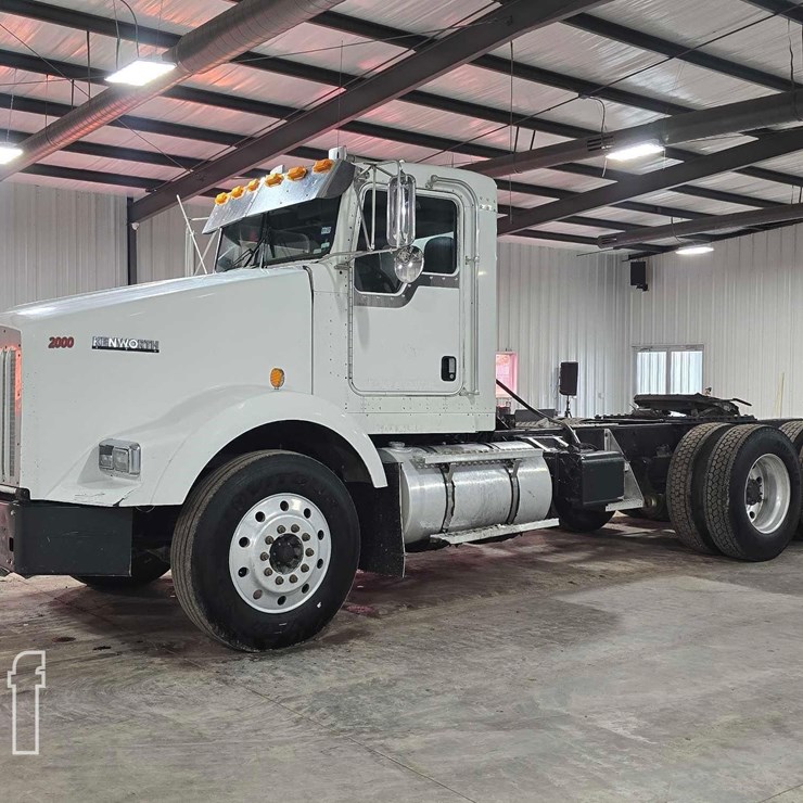 2008 KENWORTH T800