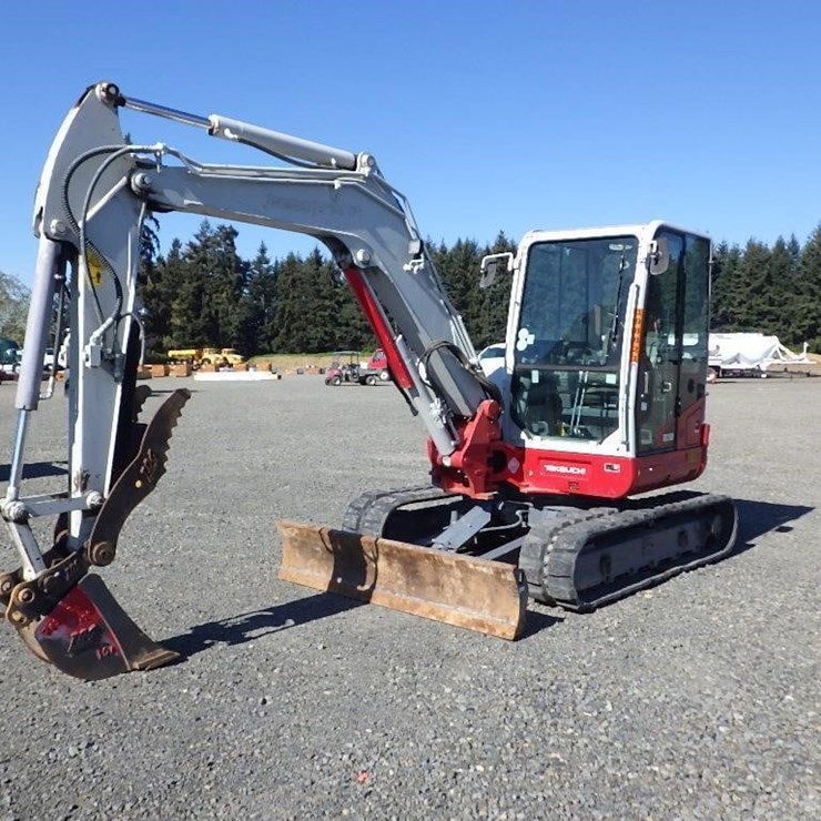 TAKEUCHI TB260