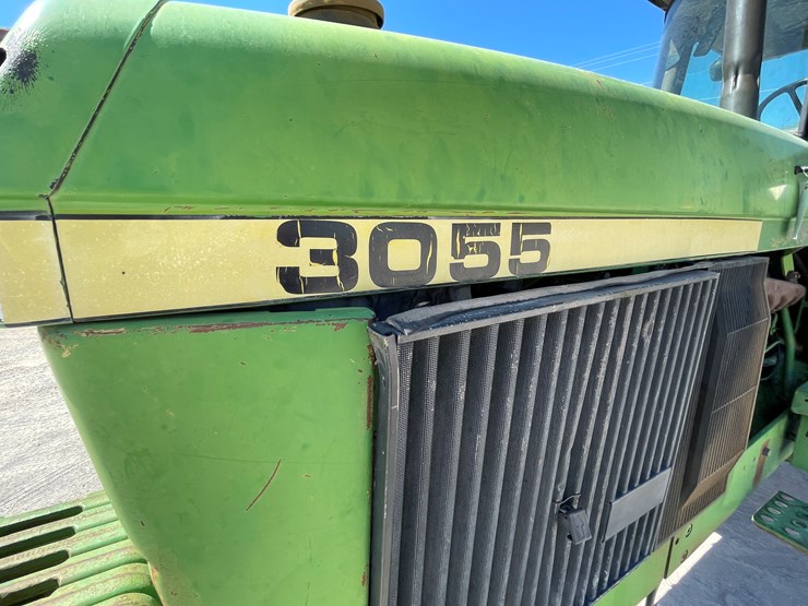 john-deere-3055-image-39