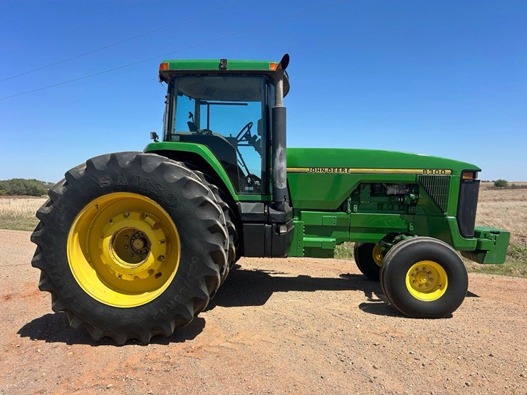 1996-john-deere-8300-image-2