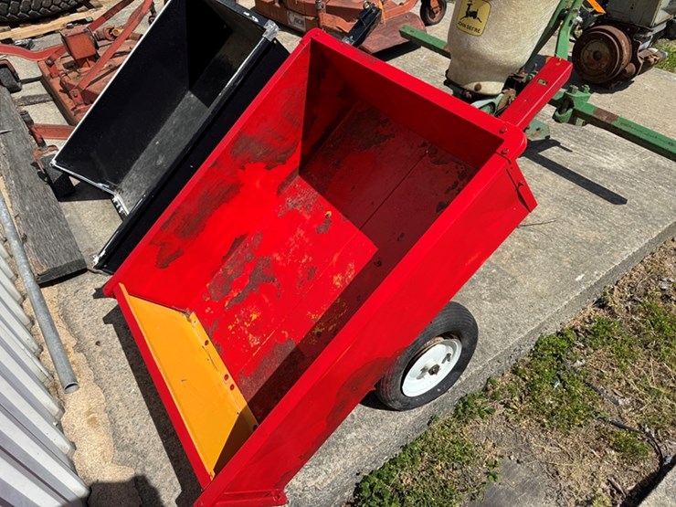 red-lawn-trailer-image-2