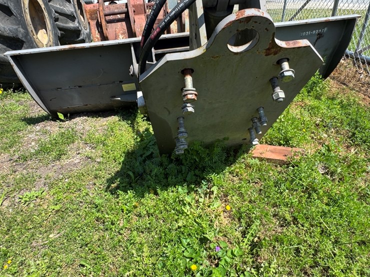 9'-volvo-hydraulic-push-blade-image-5