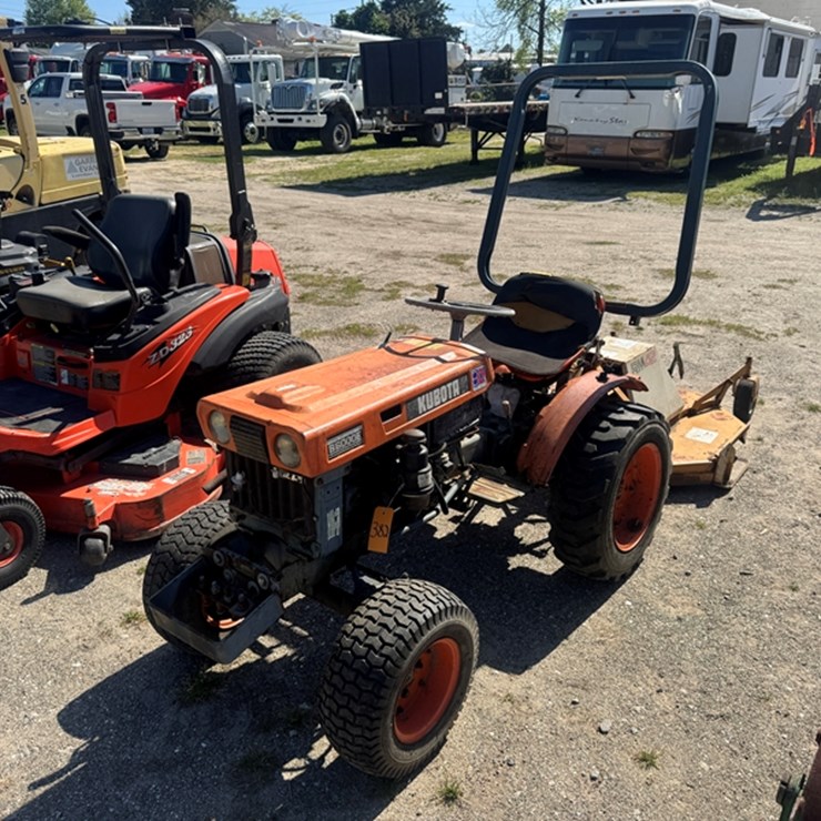 KUBOTA B6000E