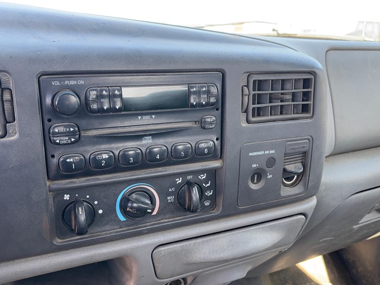 2003-ford-f250-image-14