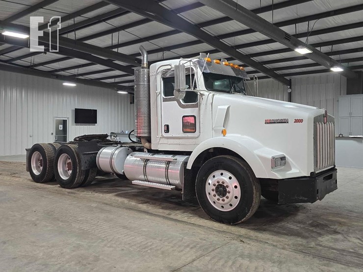 2008-kenworth-t800-image-2