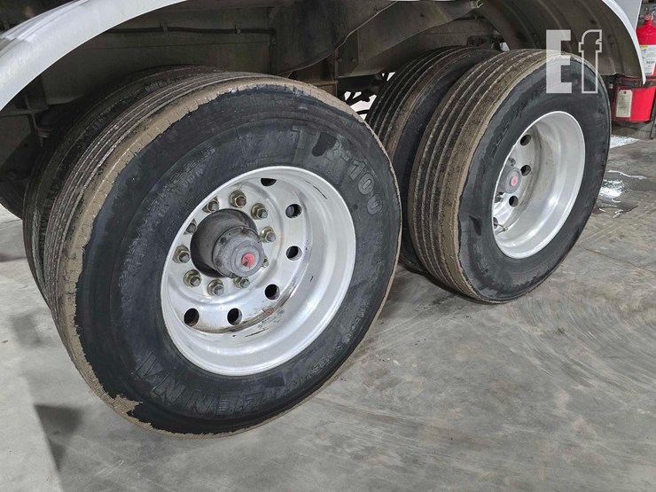 1994-polar-tank-image-21